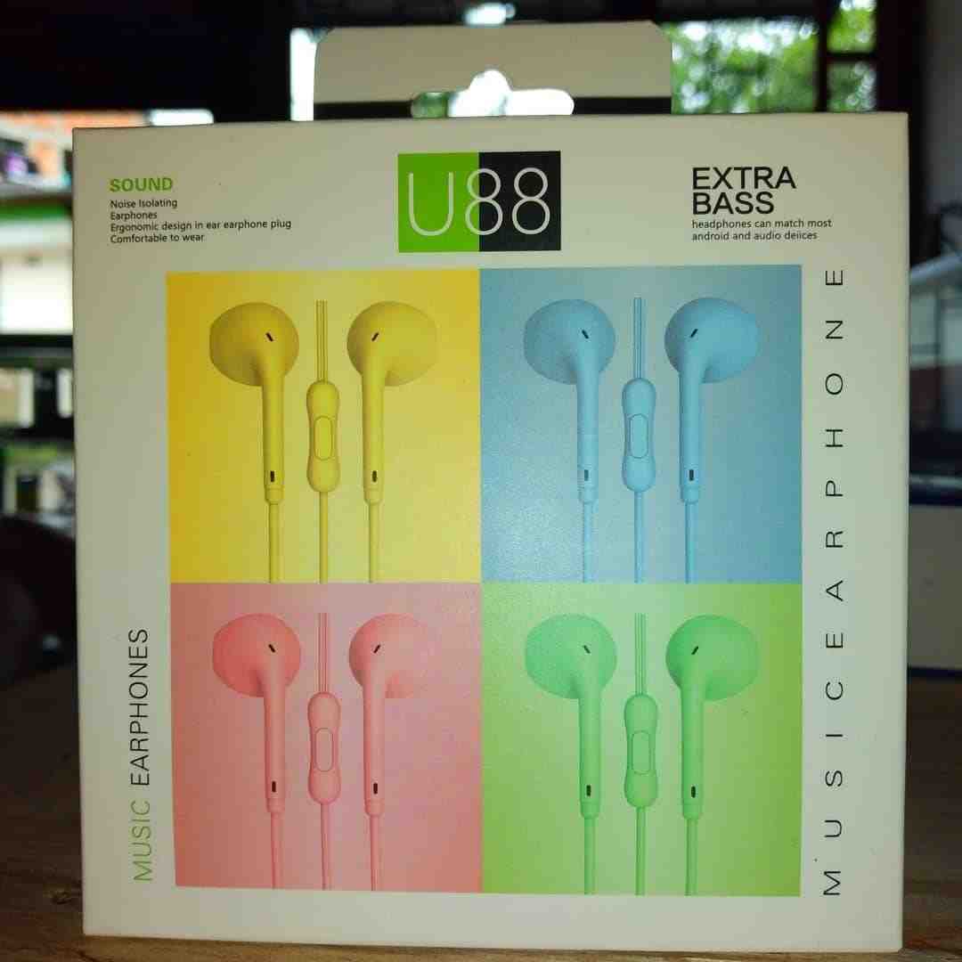 AURICULAR EXTRA BASS U88